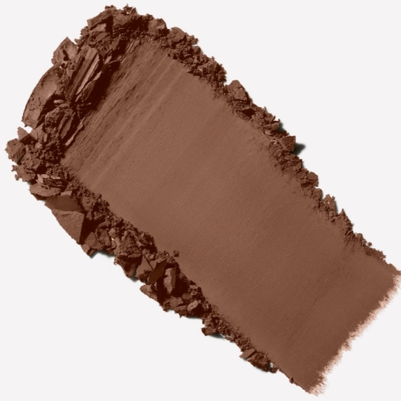 MAC COSMETICS MATTE EYESHADOW IN ESPRESSO. - Picture 2 of 16